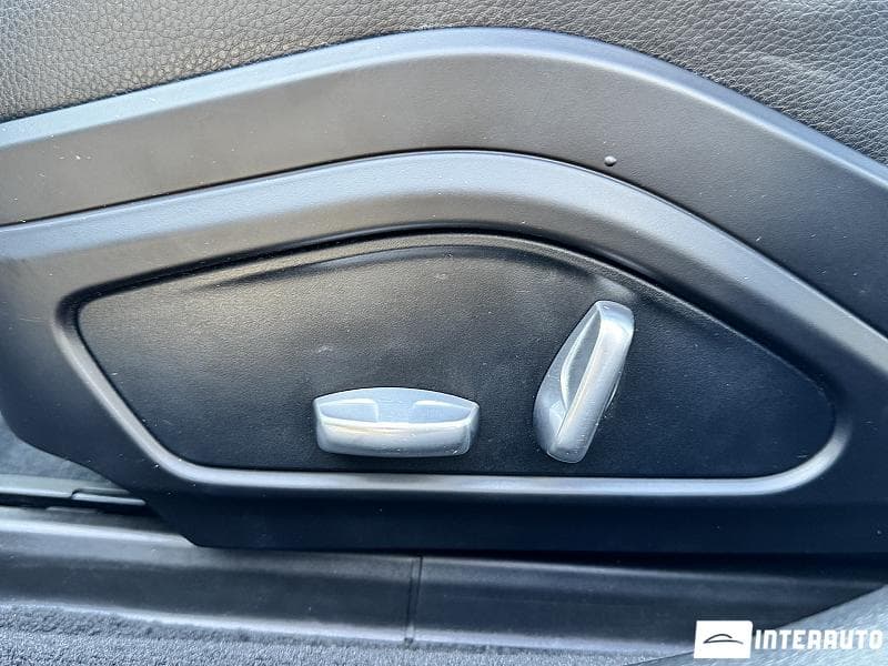 2018 Porsche Panamera — Miniatură 24