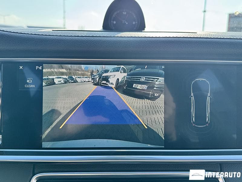 2018 Porsche Panamera — Miniatură 11