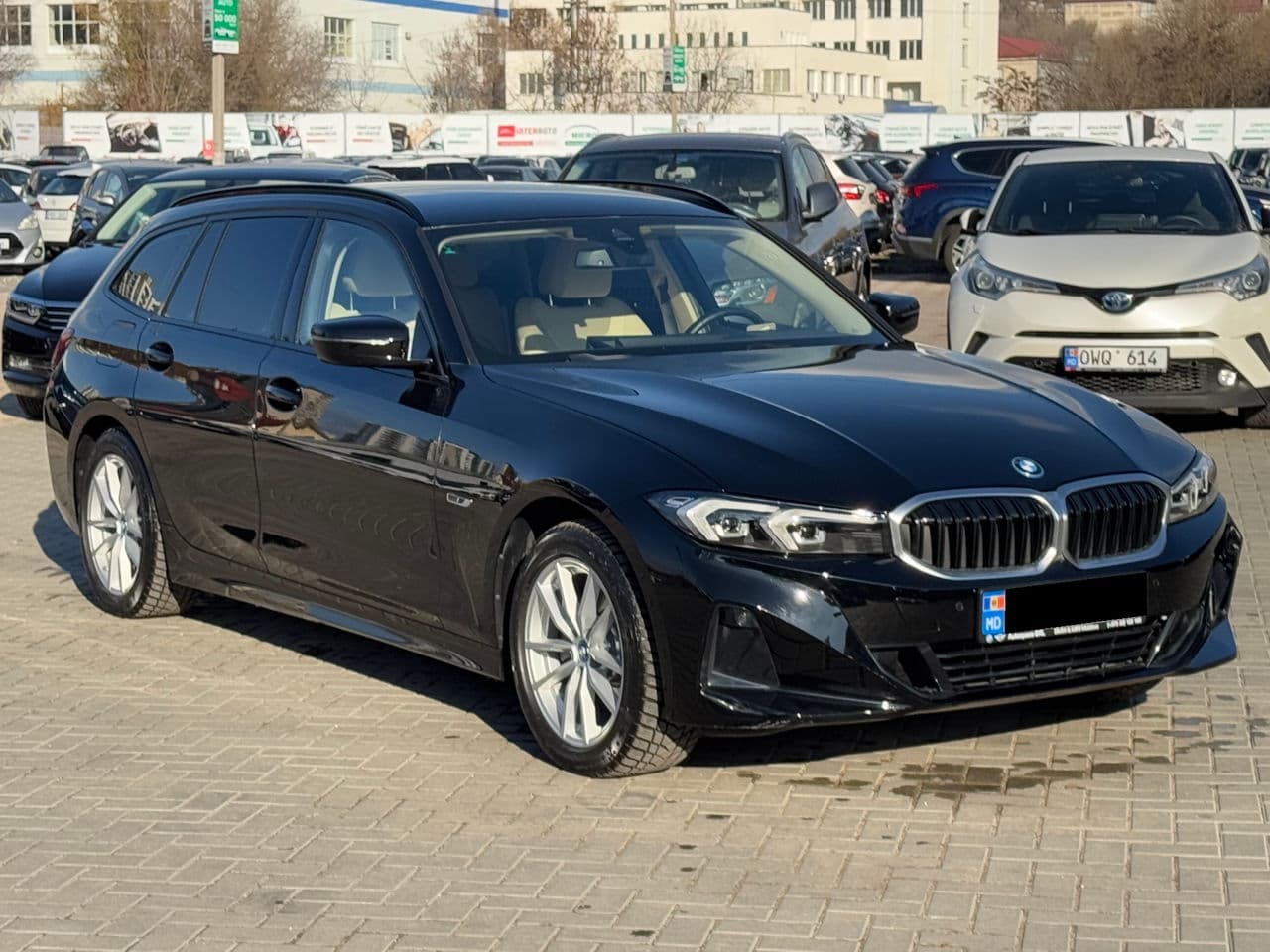BMW 330E 2022 — Миниатюра 4