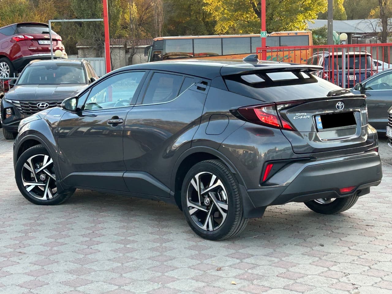 2022 Toyota C-HR — Miniatură 2