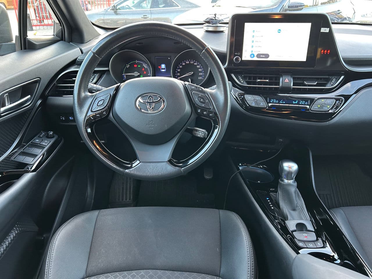 2022 Toyota C-HR — Miniatură 8