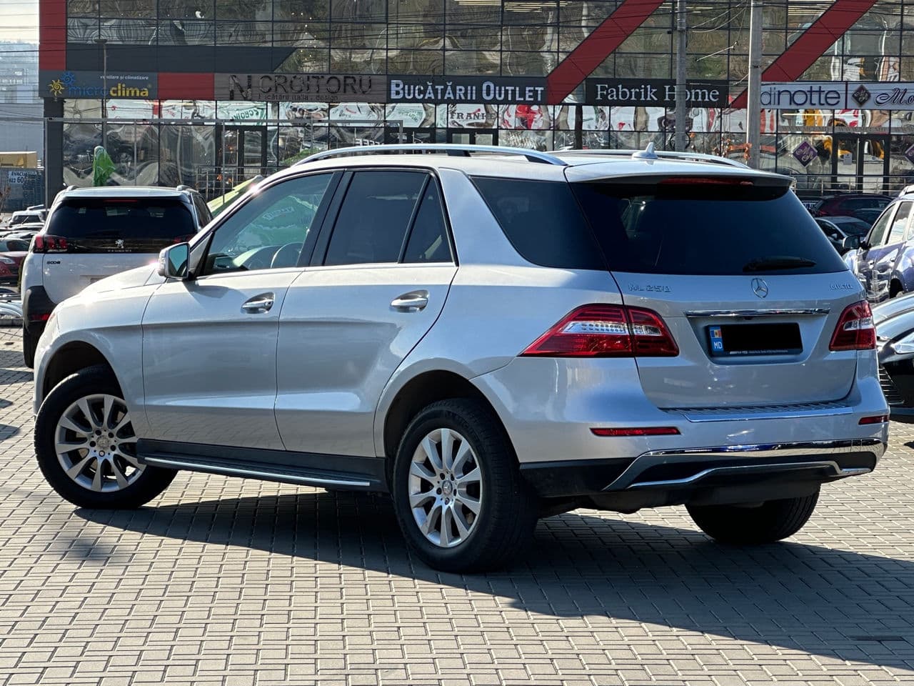 2014 Mercedes ML 250 — Miniatură 4