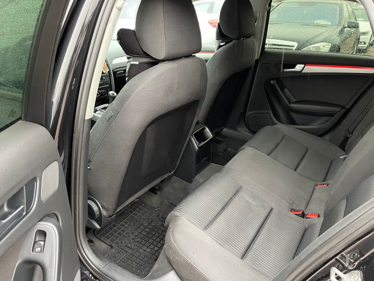 2011 Audi A4 — Miniatură 15