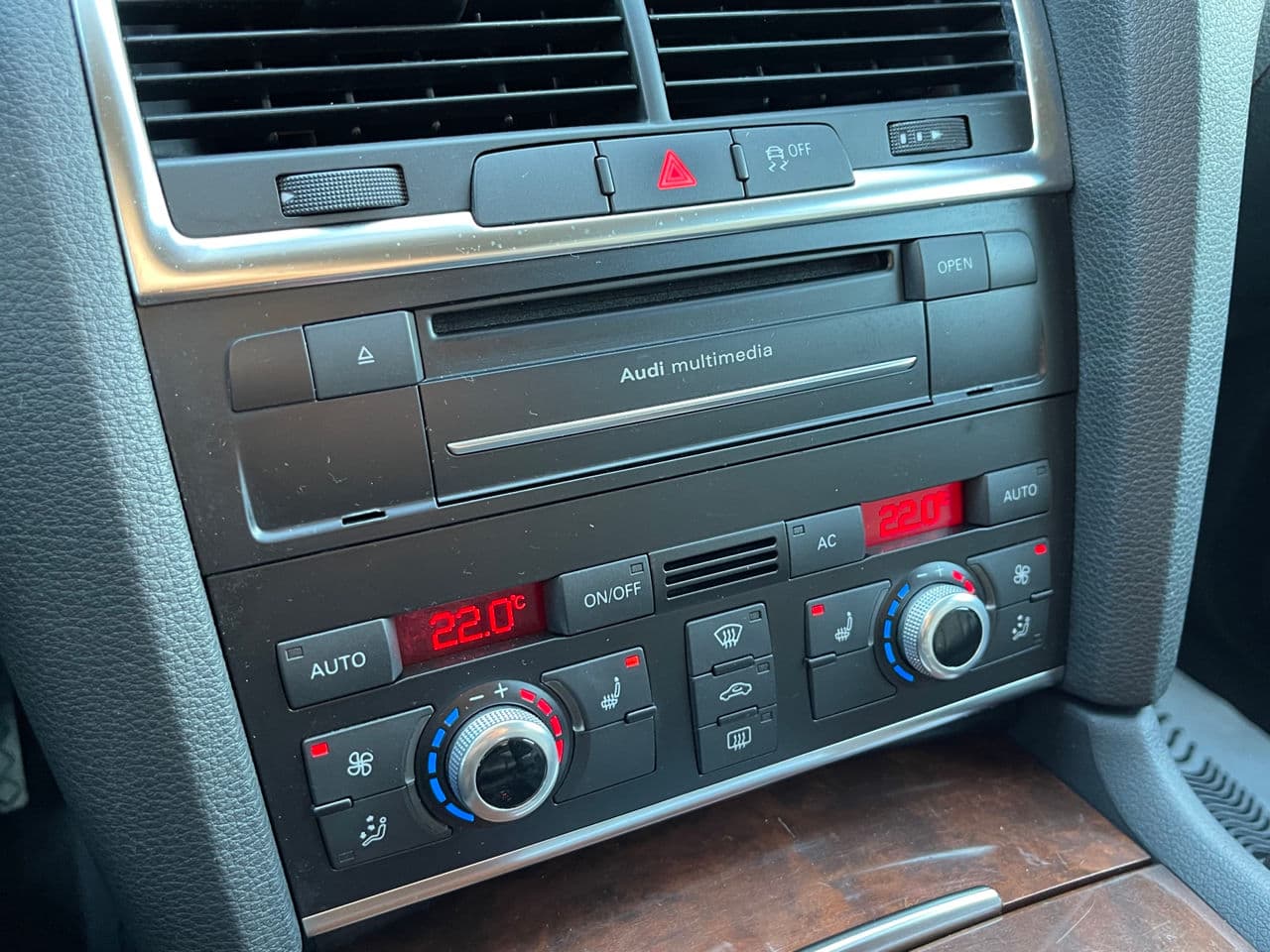 2011 Audi Q7 — Miniatură 12