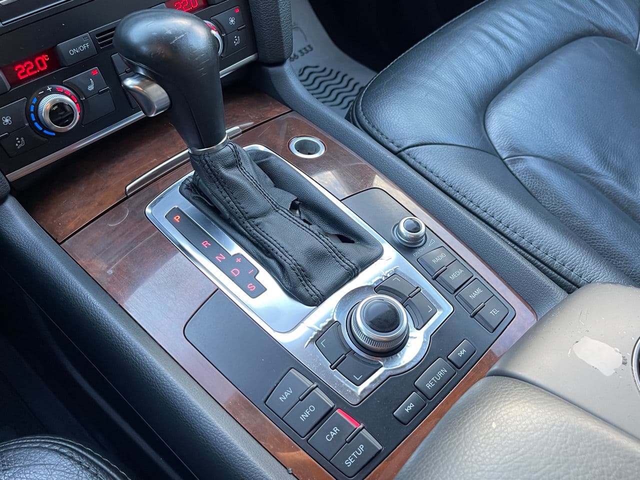 2011 Audi Q7 — Miniatură 13