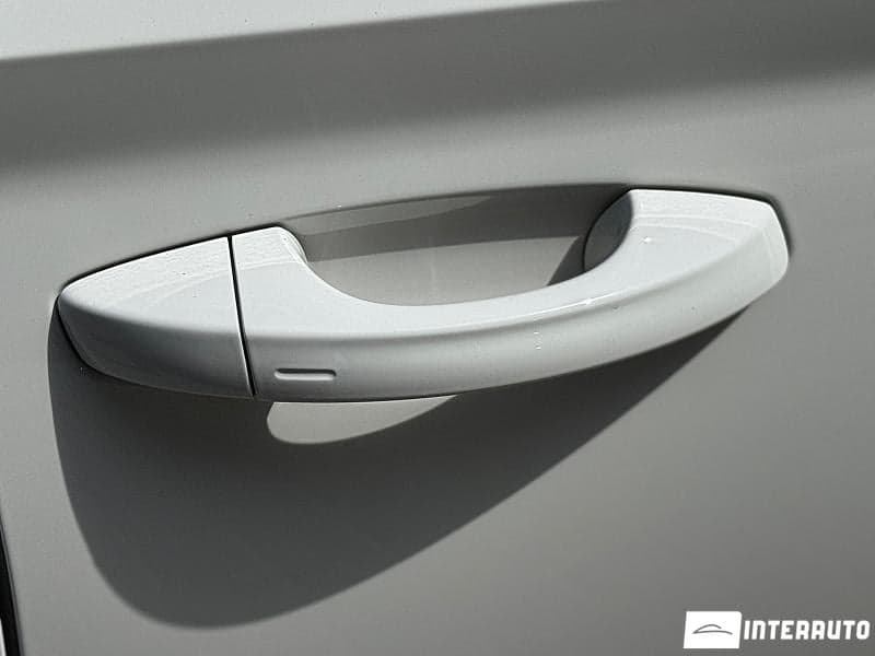 2020 Skoda Superb — Miniatură 17