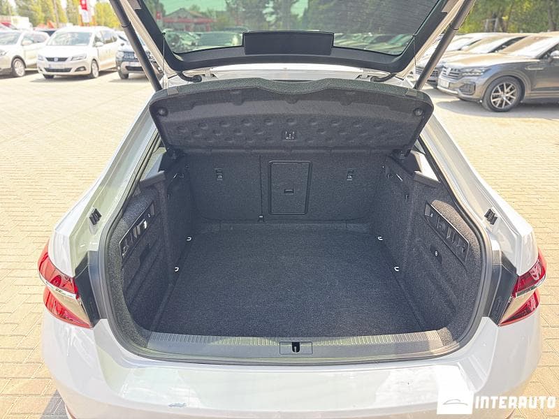 2020 Skoda Superb — Miniatură 5