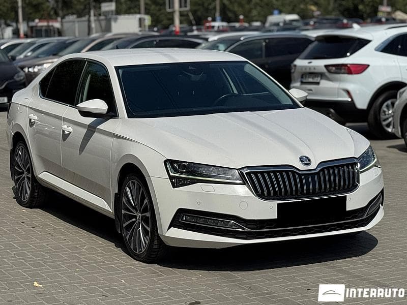 2020 Skoda Superb — Miniatură 3