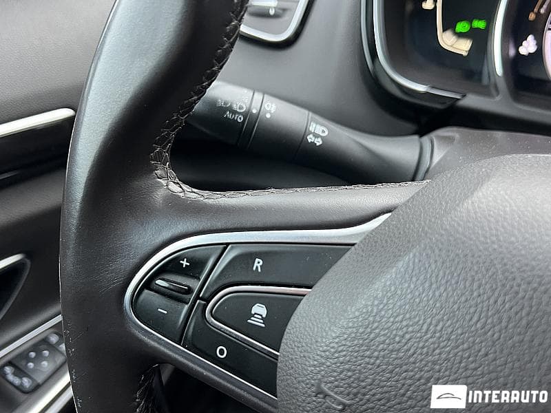 2019 Renault Espace — Miniatură 11