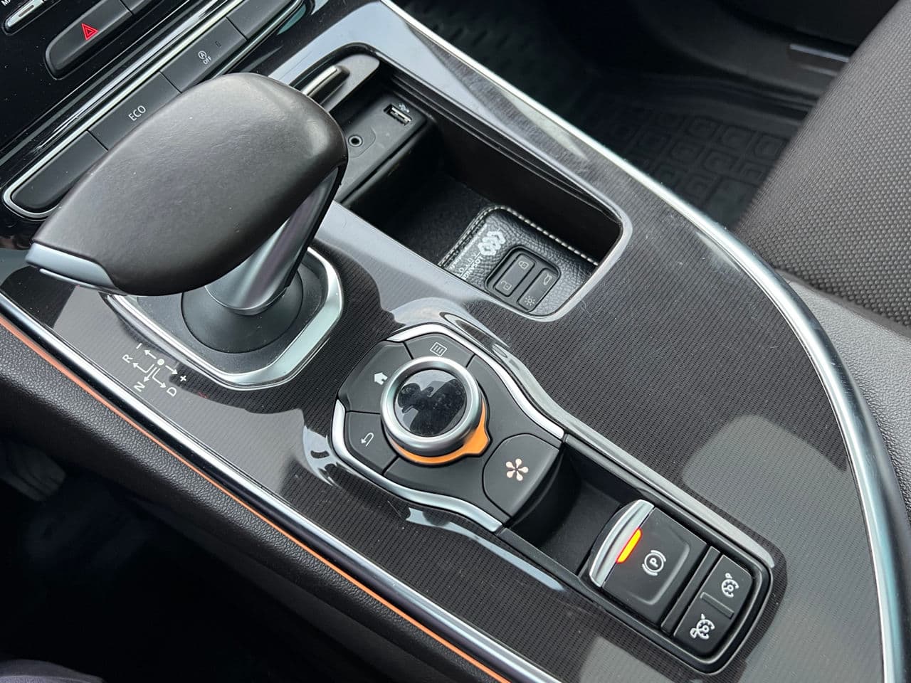 2019 Renault Espace — Miniatură 16