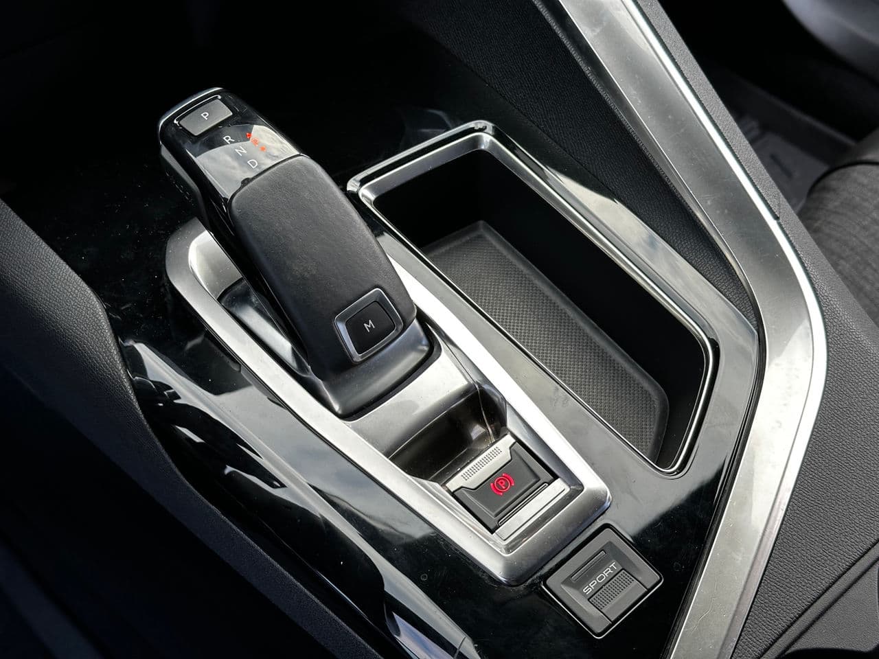 Peugeot 5008 2018 — Миниатюра 12