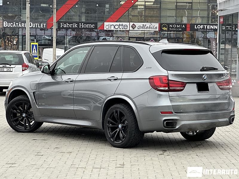 2017 BMW X5 4.0e — Miniatură 2