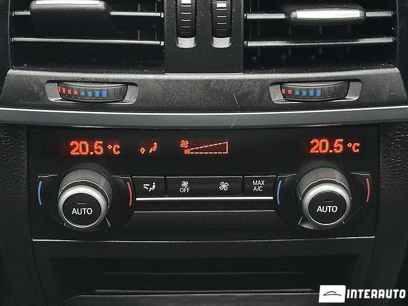 2017 BMW X5 4.0e — Miniatură 26