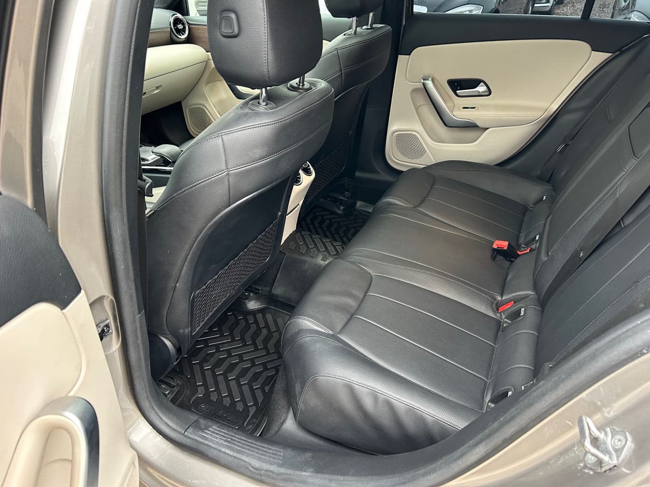 2020 Mercedes A 220 — Miniatură 17
