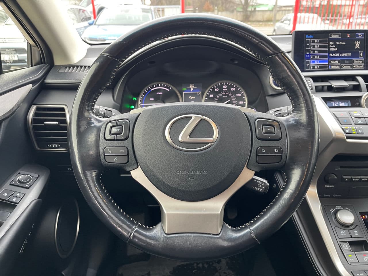 Lexus NX 300H 2016 — Миниатюра 9