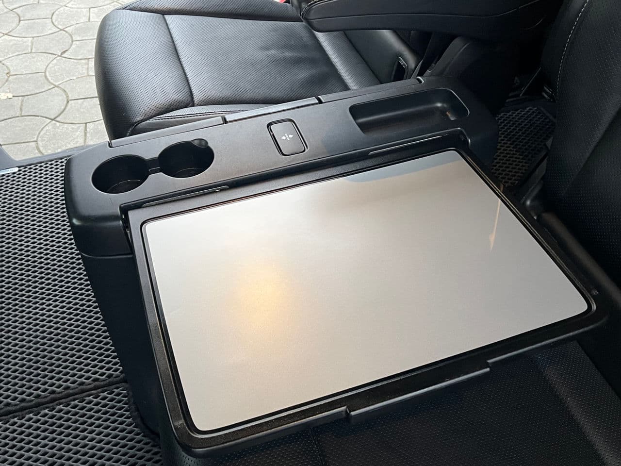 2018 Mercedes V 250 — Miniatură 17