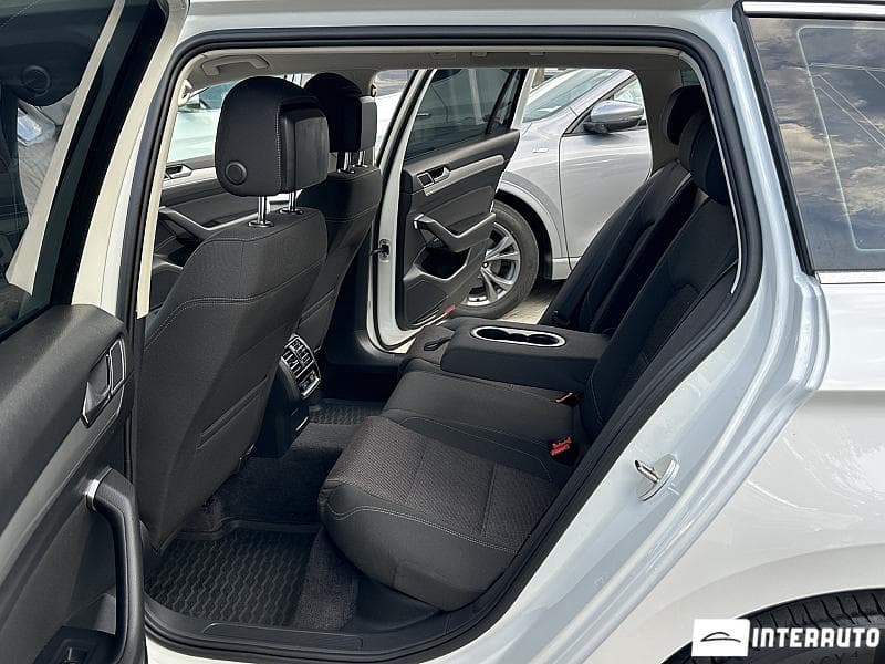 2015 Volkswagen Passat — Miniatură 13