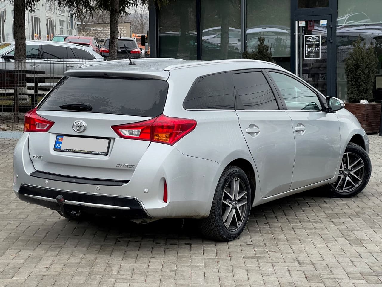 2014 Toyota Auris — Miniatură 2