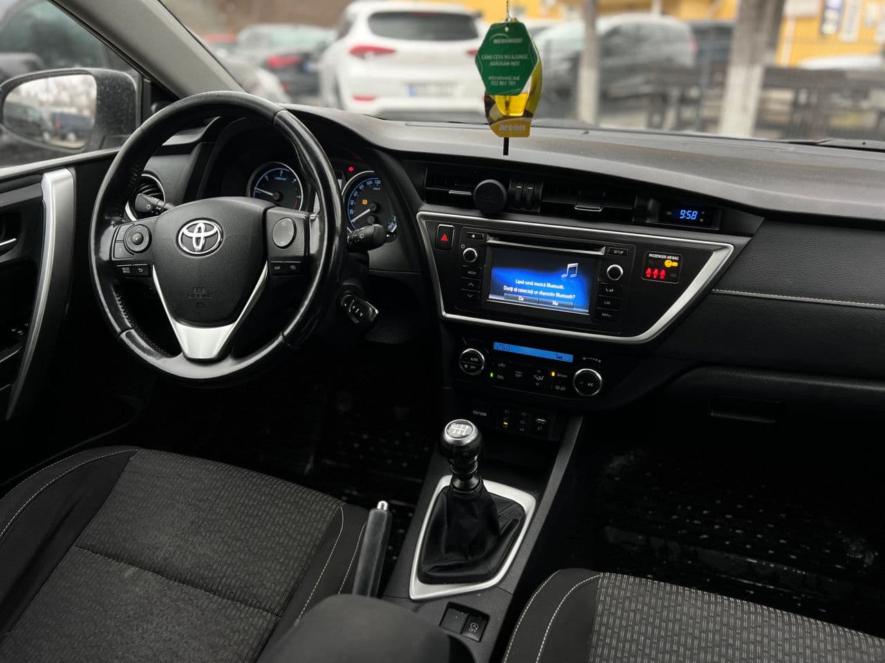 2014 Toyota Auris — Miniatură 8