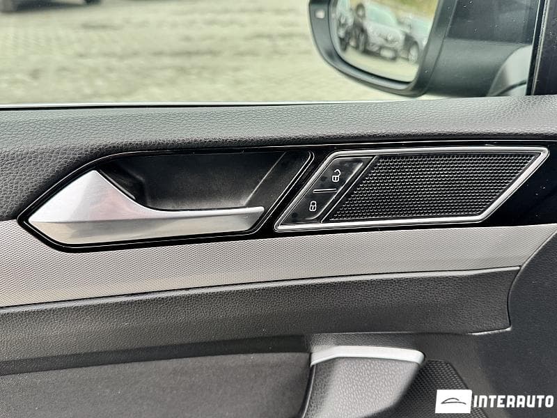 2018 Volkswagen Passat — Miniatură 18