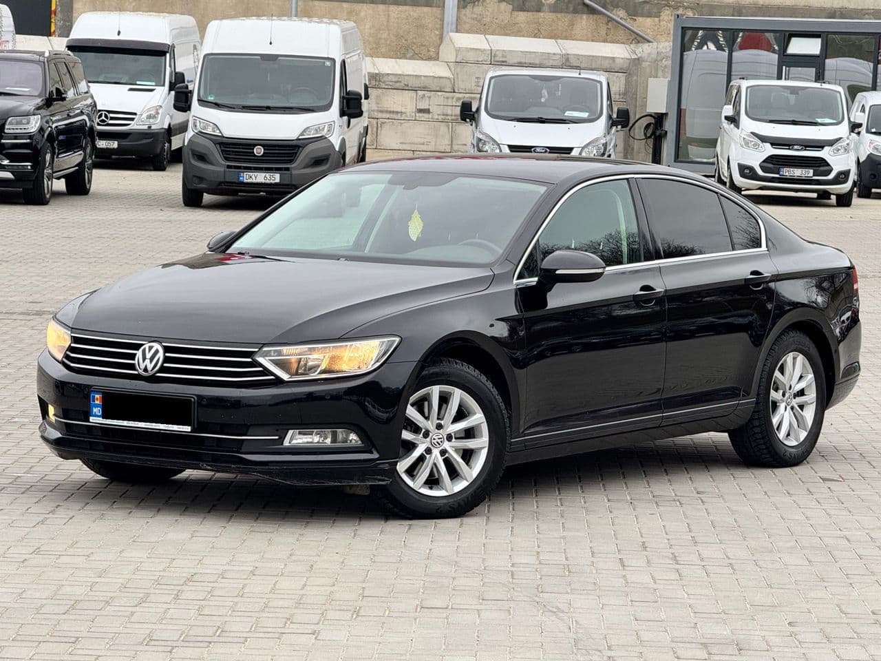 2018 Volkswagen Passat — Miniatură 2