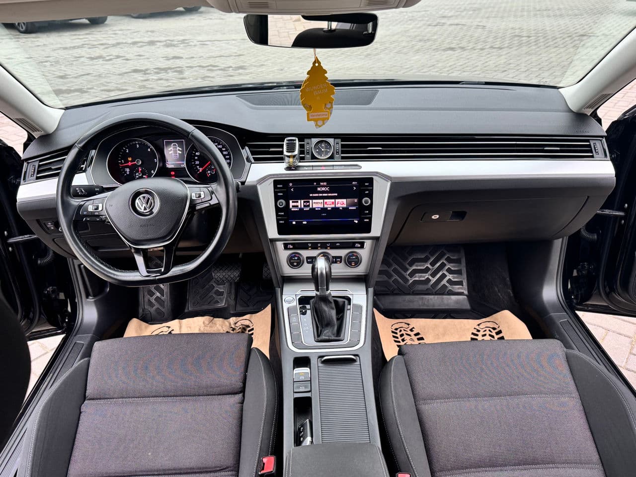 2018 Volkswagen Passat — Miniatură 6