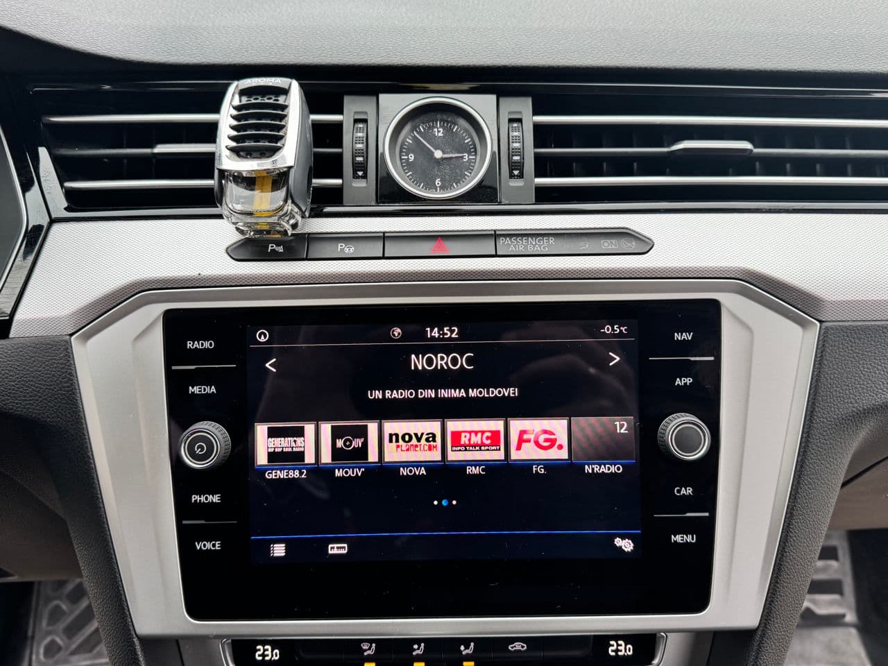 2018 Volkswagen Passat — Miniatură 9
