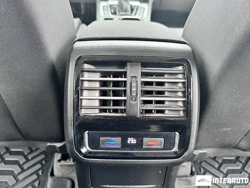2018 Volkswagen Passat — Miniatură 22