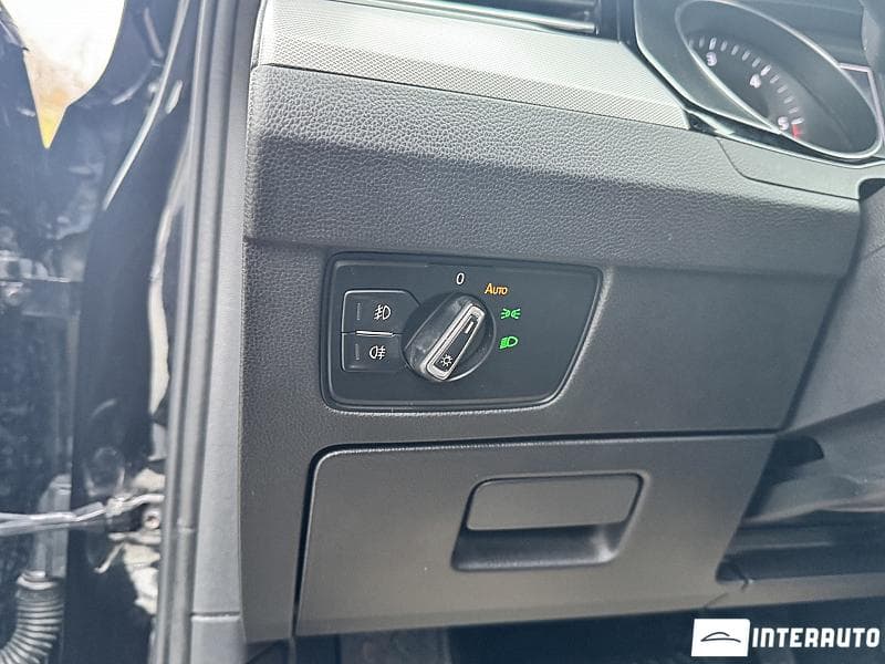 2018 Volkswagen Passat — Miniatură 19