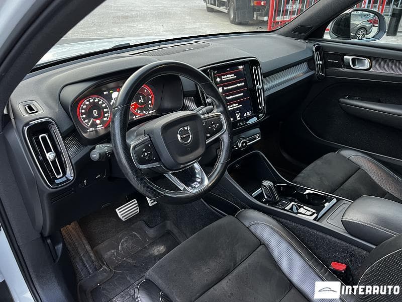 Volvo XC 40 2018 — Миниатюра 5