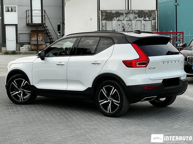 Volvo XC 40 2018 — Миниатюра 2
