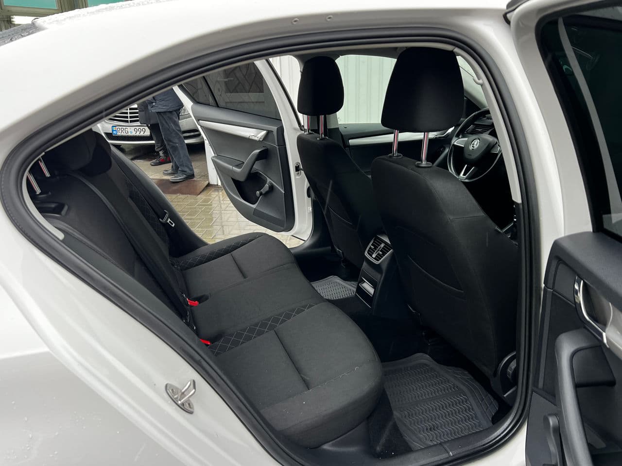2018 Skoda Octavia — Miniatură 15