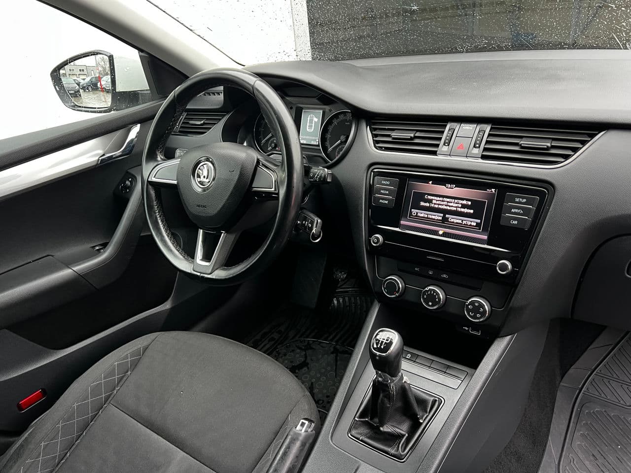 2018 Skoda Octavia — Miniatură 6