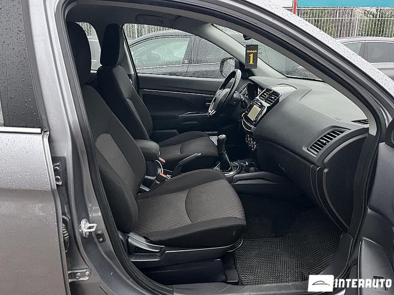 2016 Mitsubishi ASX — Miniatură 16
