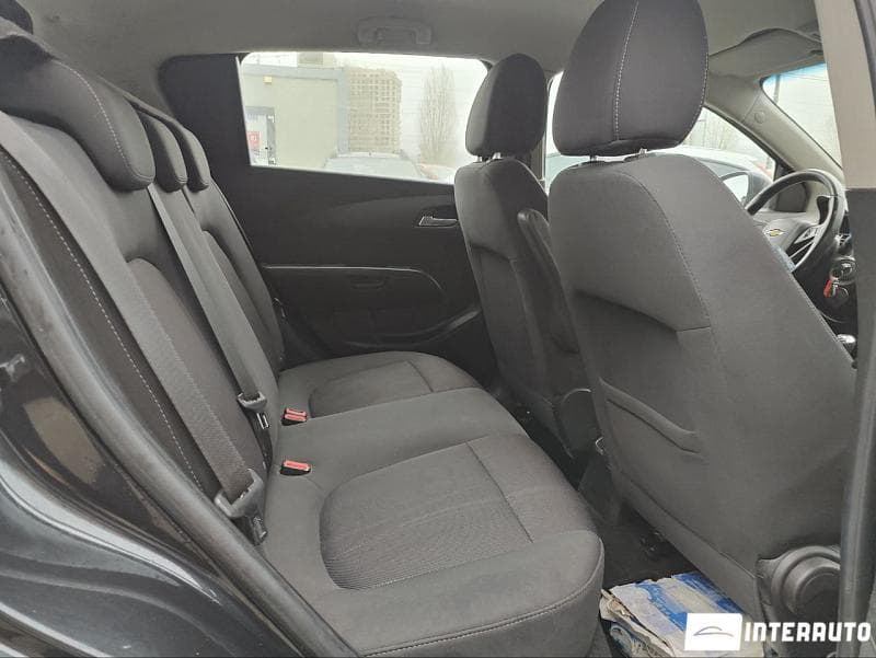 2011 Chevrolet Aveo — Miniatură 8