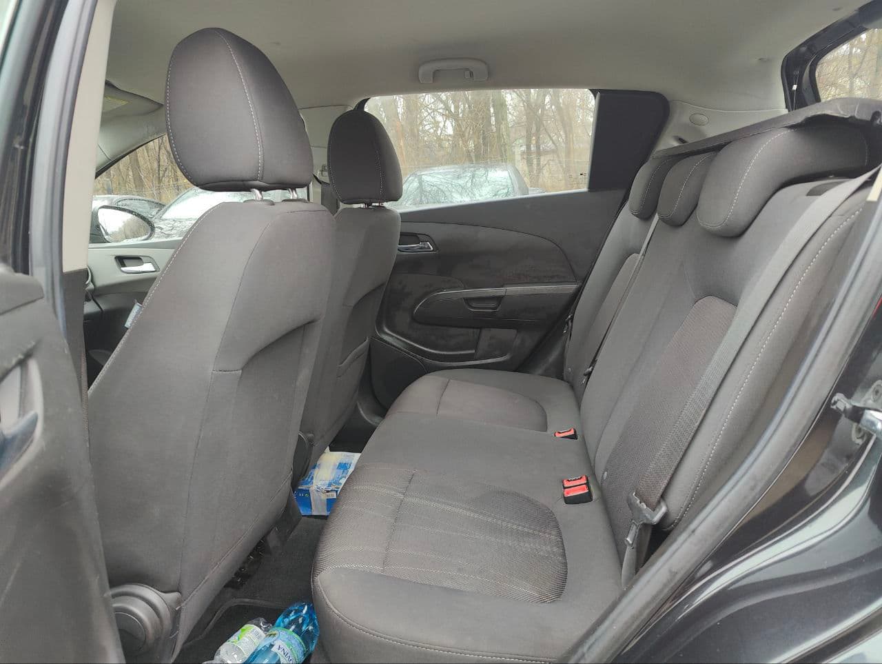 2011 Chevrolet Aveo — Miniatură 9