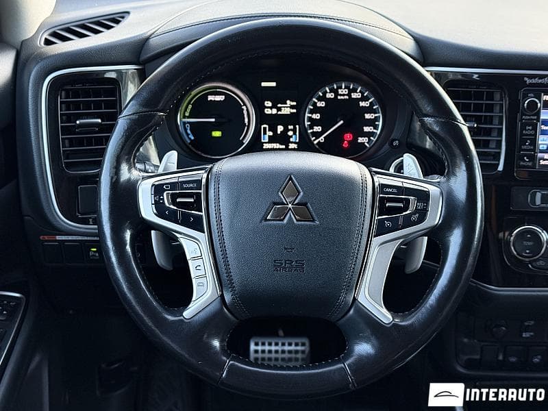 2015 Mitsubishi Outlander — Miniatură 10