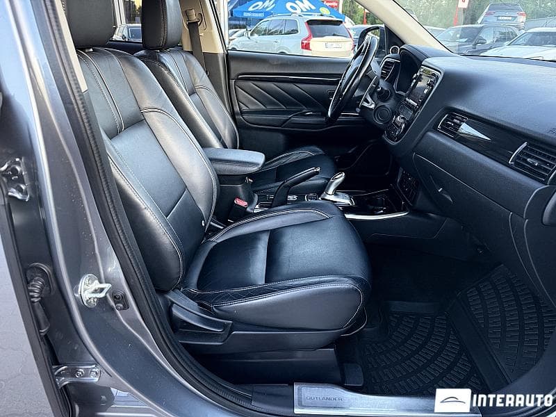 2015 Mitsubishi Outlander — Miniatură 17