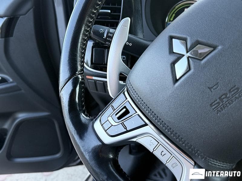 2015 Mitsubishi Outlander — Miniatură 11
