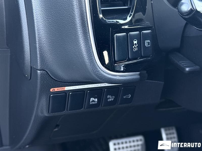 2015 Mitsubishi Outlander — Miniatură 9