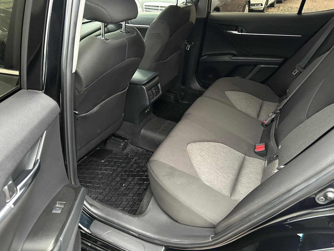 2021 Toyota Camry — Miniatură 16