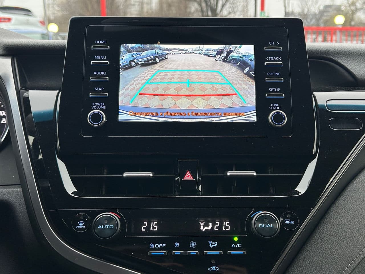 2021 Toyota Camry — Miniatură 12