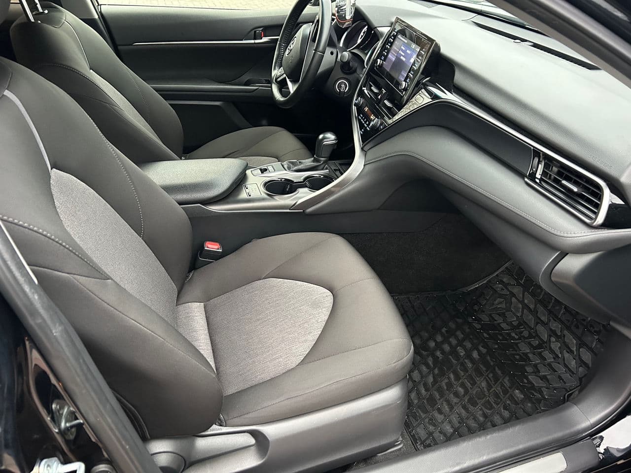 2021 Toyota Camry — Miniatură 15