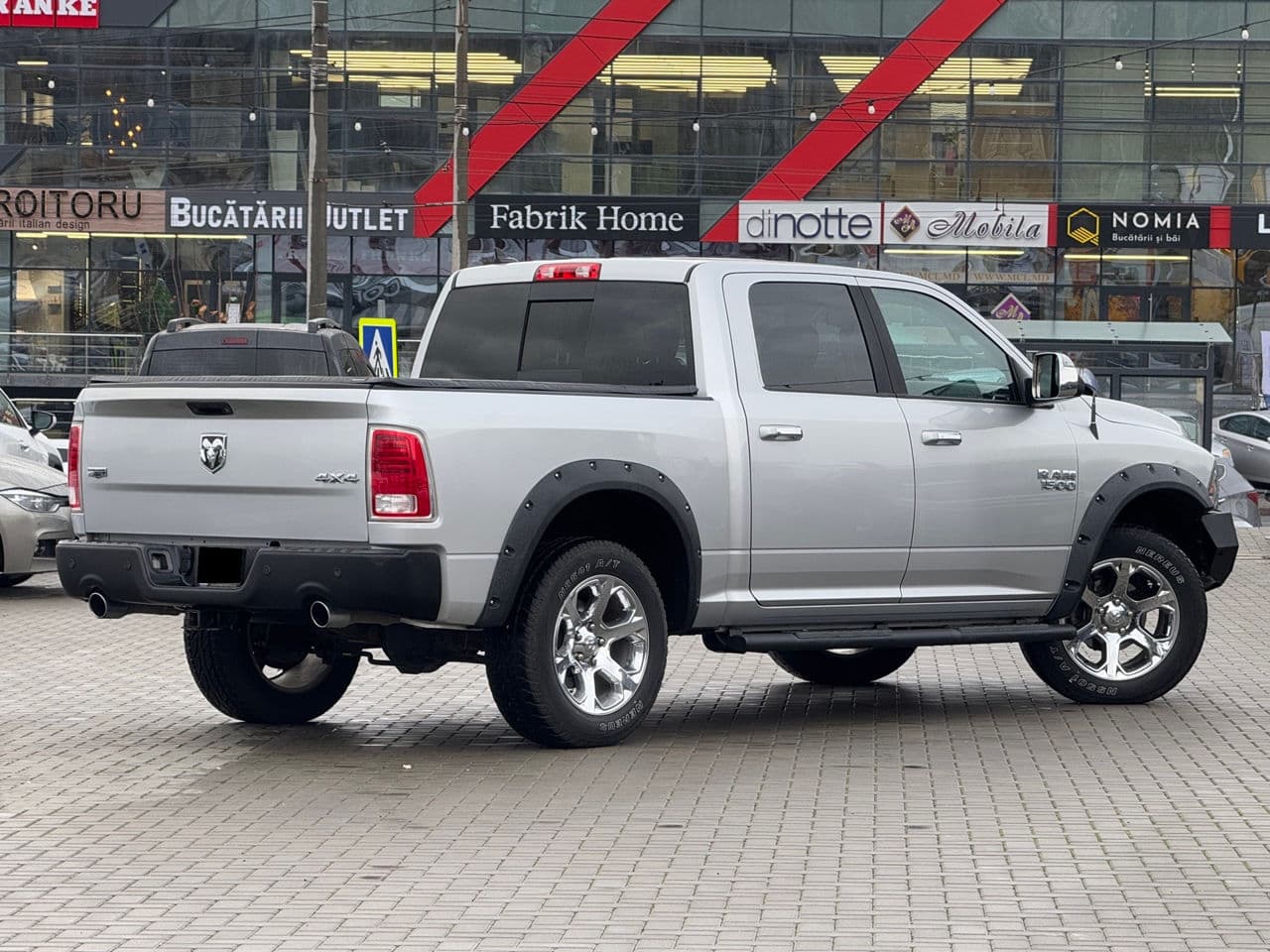 2017 Dodge RAM — Miniatură 3