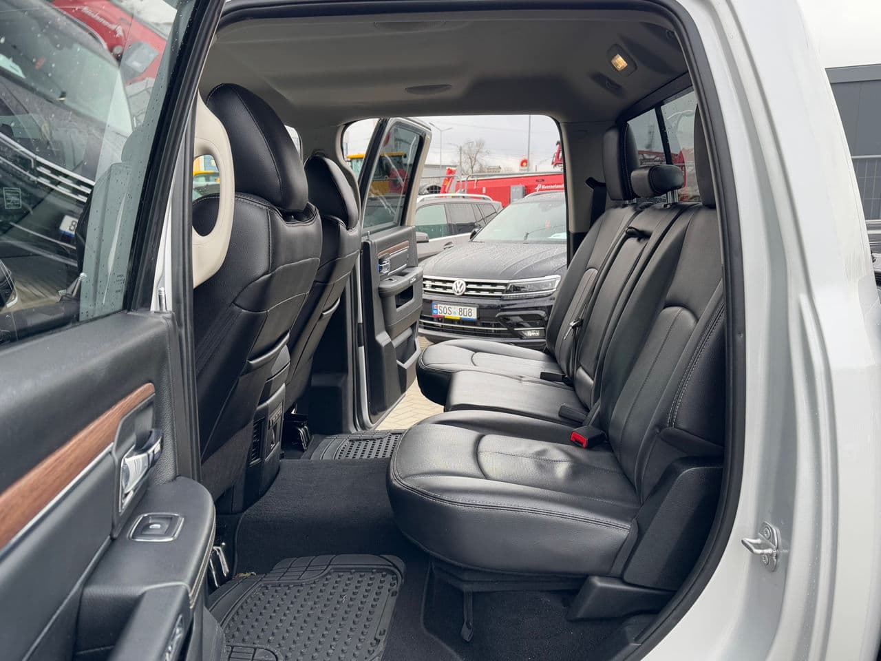 2017 Dodge RAM — Miniatură 12