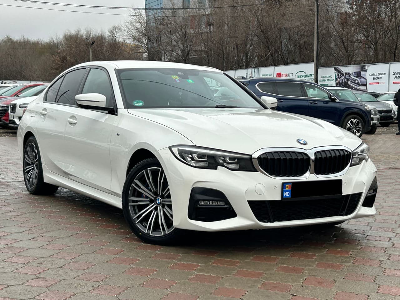 2019 BMW 330E — Miniatură 4