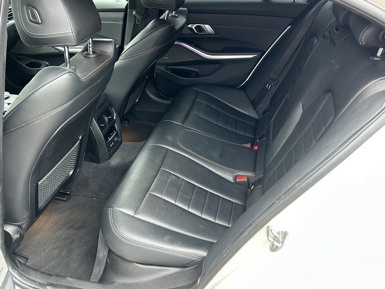 2019 BMW 330E — Miniatură 17