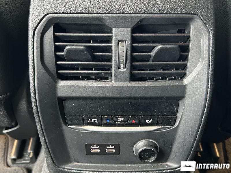2019 BMW 330E — Miniatură 18