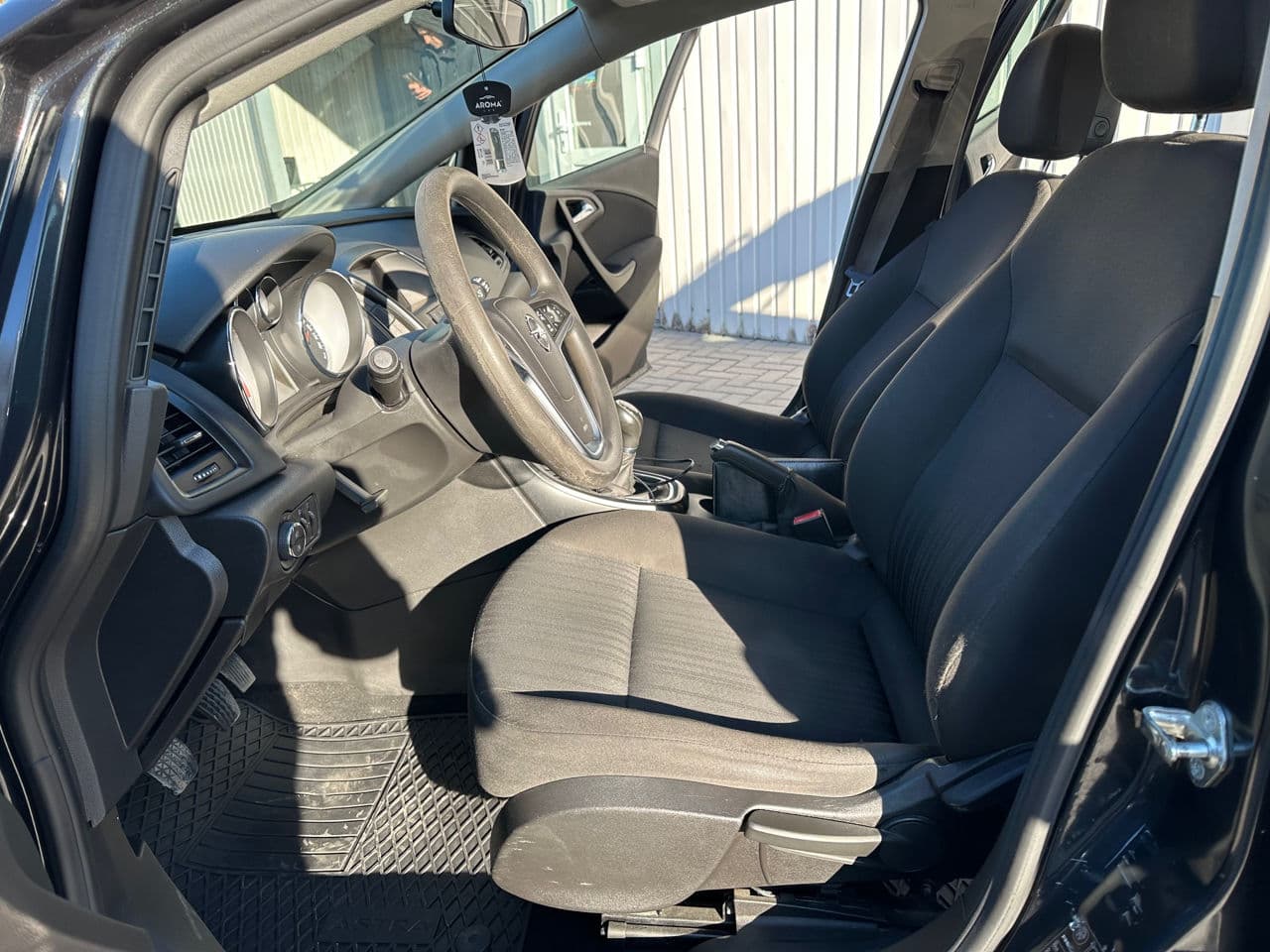 2015 Opel Astra — Miniatură 6