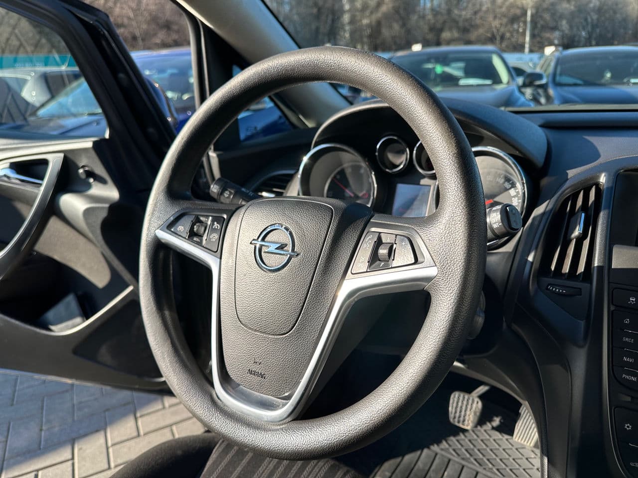 2015 Opel Astra — Miniatură 8